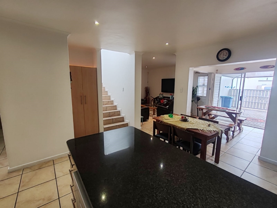 3 Bedroom Property for Sale in Villa Diamante Western Cape